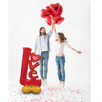 Ходячая фигура LOVE красная